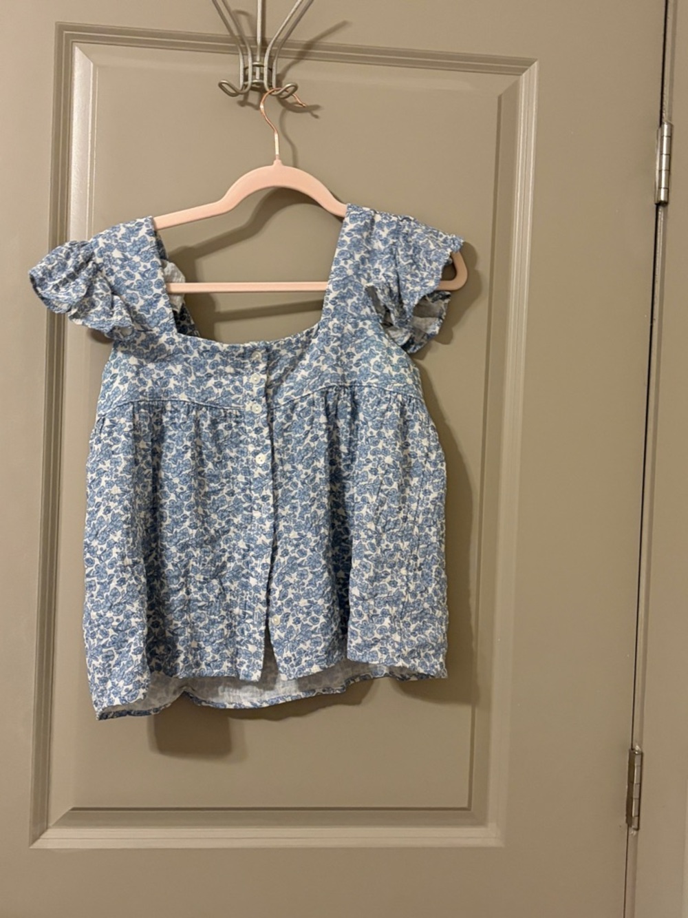 Vici Blue Floral Ruffled Short-Sleeve Button Top